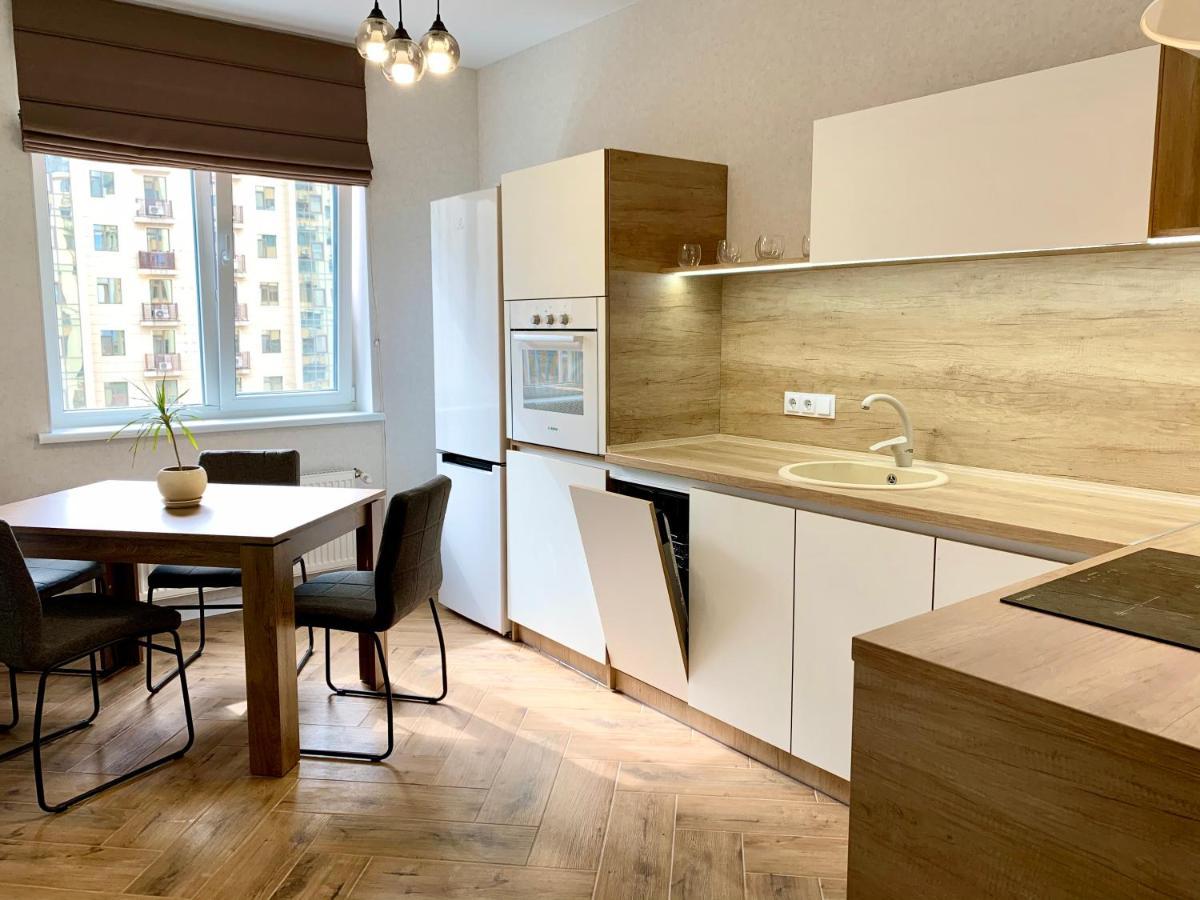 Appartement Luxury Pearl Odessa Extérieur photo
